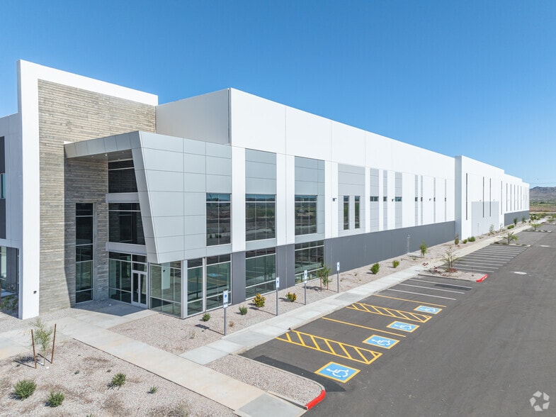 17505 W MC 85, Goodyear, AZ for sale - Primary Photo - Image 1 of 1