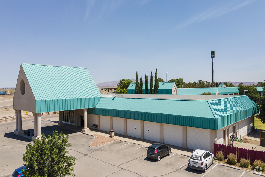 4600 E Pine St, Deming, NM for sale - Building Photo - Image 3 of 32