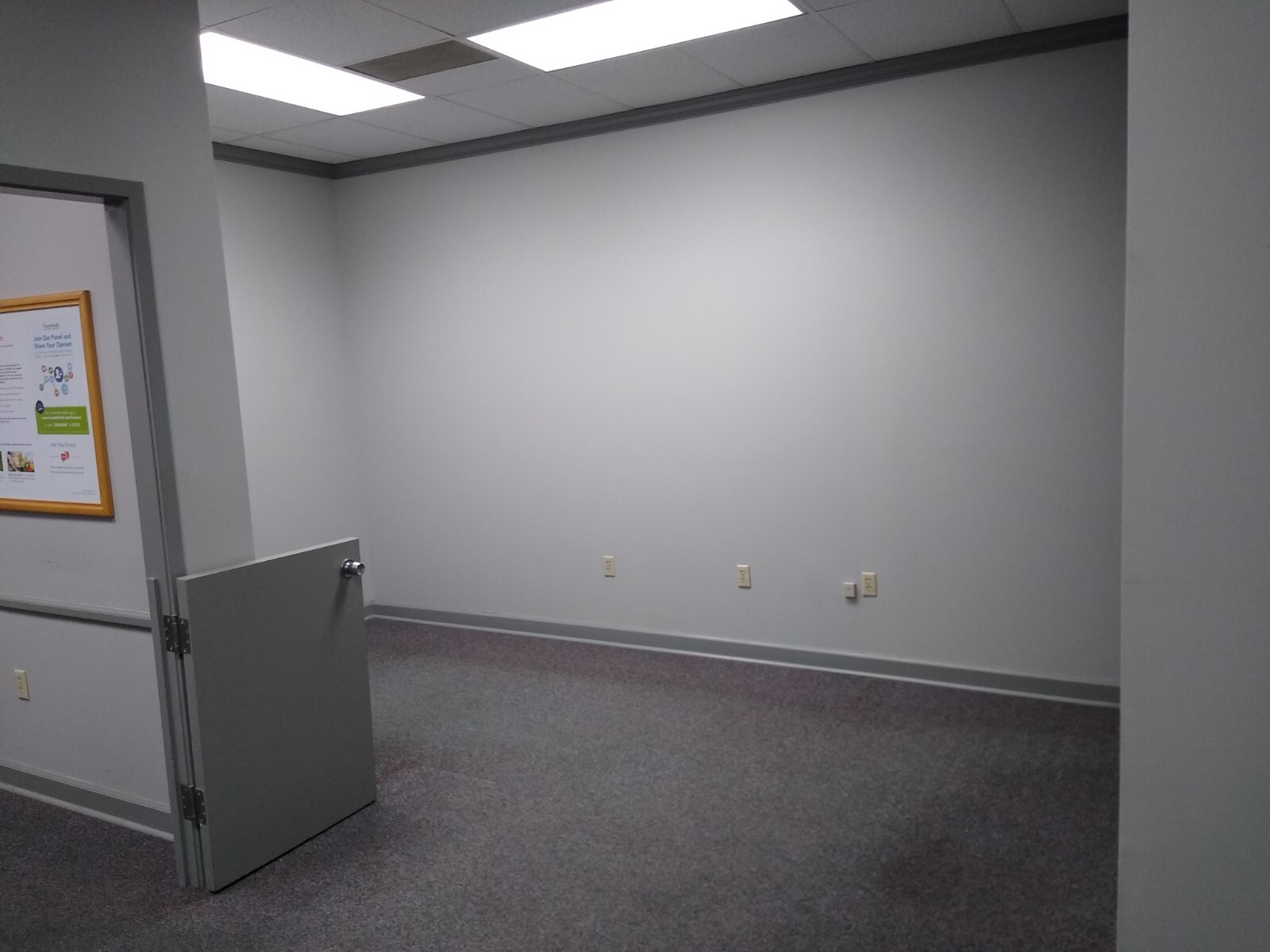 500 S University Ave, Little Rock, AR for lease Interior Photo- Image 1 of 6