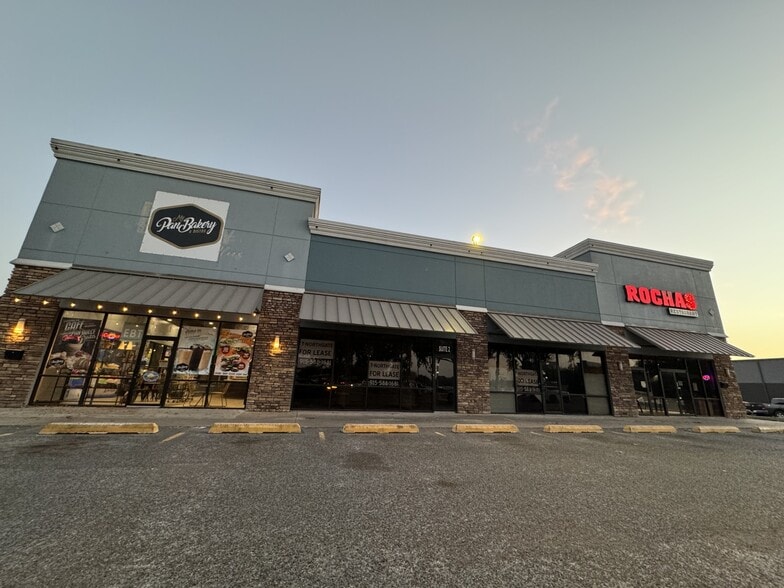 1402 S Jackson Rd, McAllen, TX for lease - Building Photo - Image 3 of 8