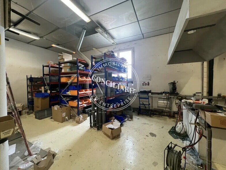 Industrial in Blagnac for sale - Interior Photo - Image 1 of 5