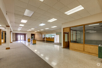 2420-2440 Southwest Blvd, Tulsa, OK for lease Interior Photo- Image 1 of 6