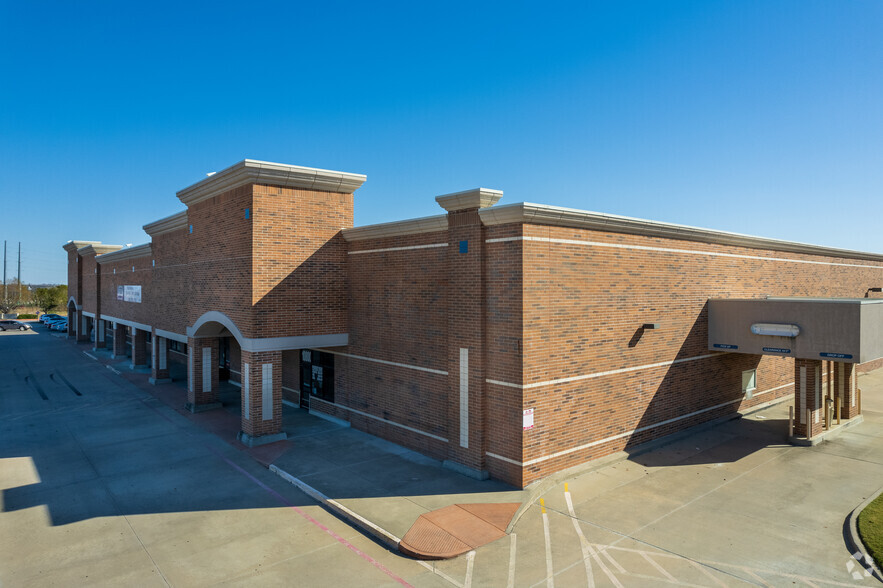 10800 N Beach St, Fort Worth, TX for lease - Primary Photo - Image 1 of 7