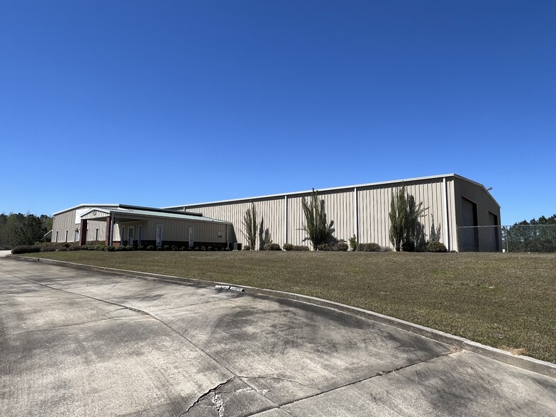 326 Industrial Park Dr, Woodstock, AL for lease - Building Photo - Image 2 of 6