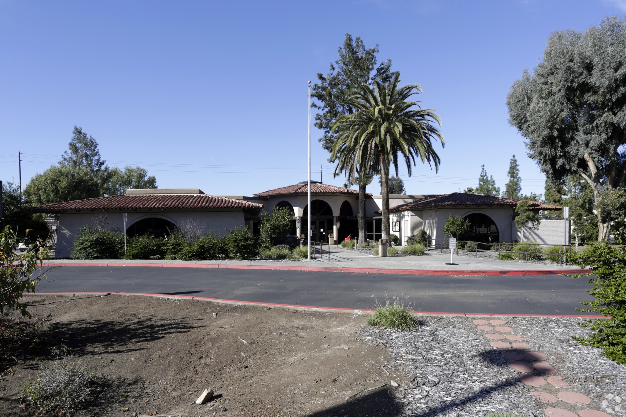 924 E Main St, El Cajon, CA for sale Primary Photo- Image 1 of 1