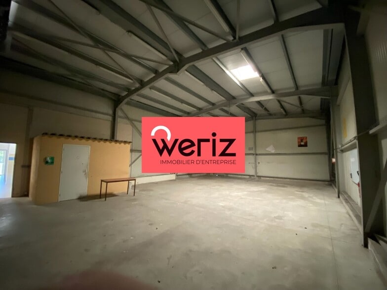 Industrial in Martigues for lease - Building Photo - Image 2 of 10