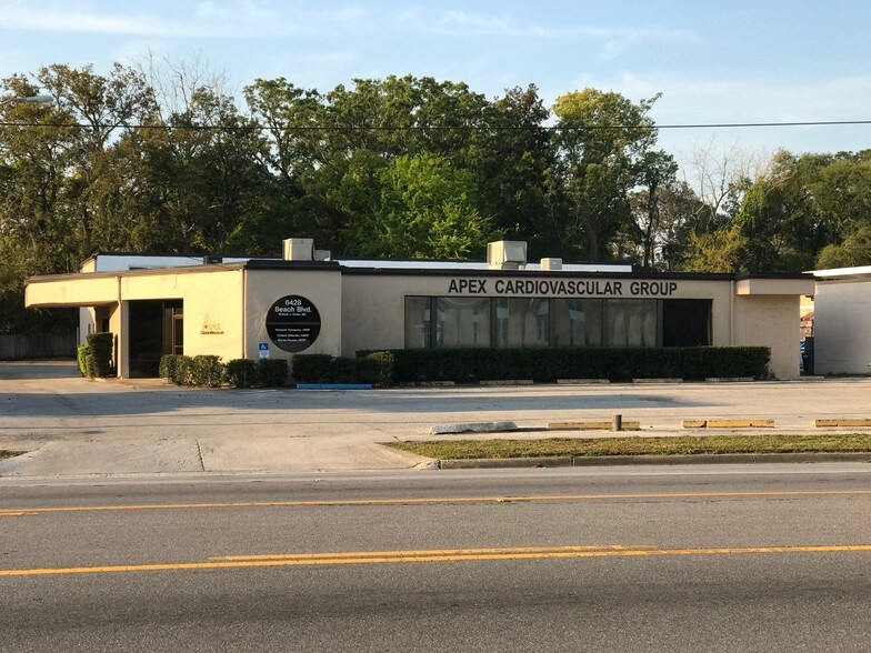 6428 Beach Blvd, Jacksonville, FL 32216