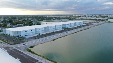 2500 Commerce Center Way, Pembroke Park, FL - AERIAL  map view