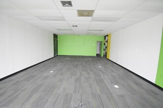 1101-1139 S Broadway St, La Porte, TX for lease Building Photo- Image 2 of 30