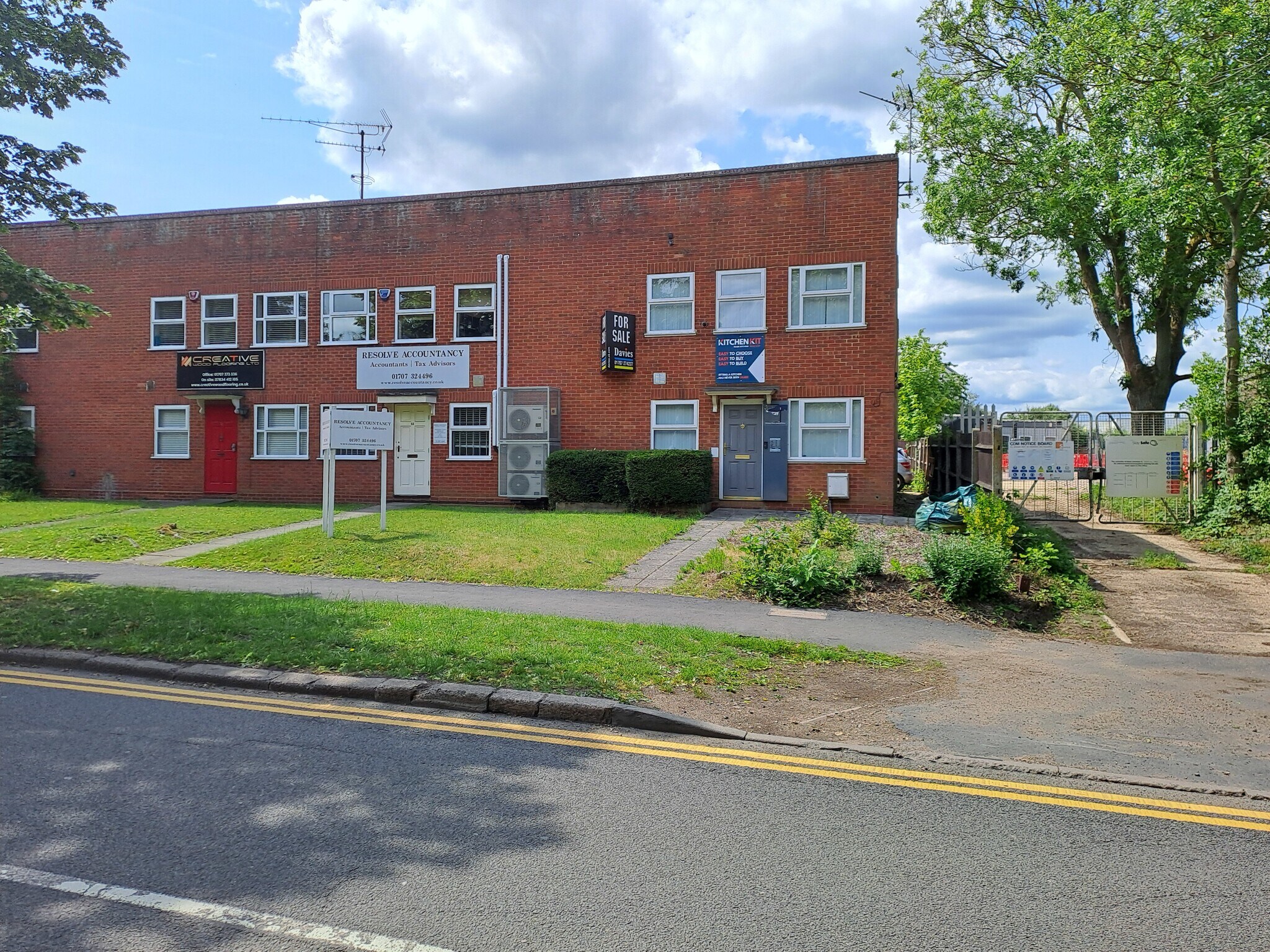 Tewin Rd, Welwyn Garden City for lease Building Photo- Image 1 of 8