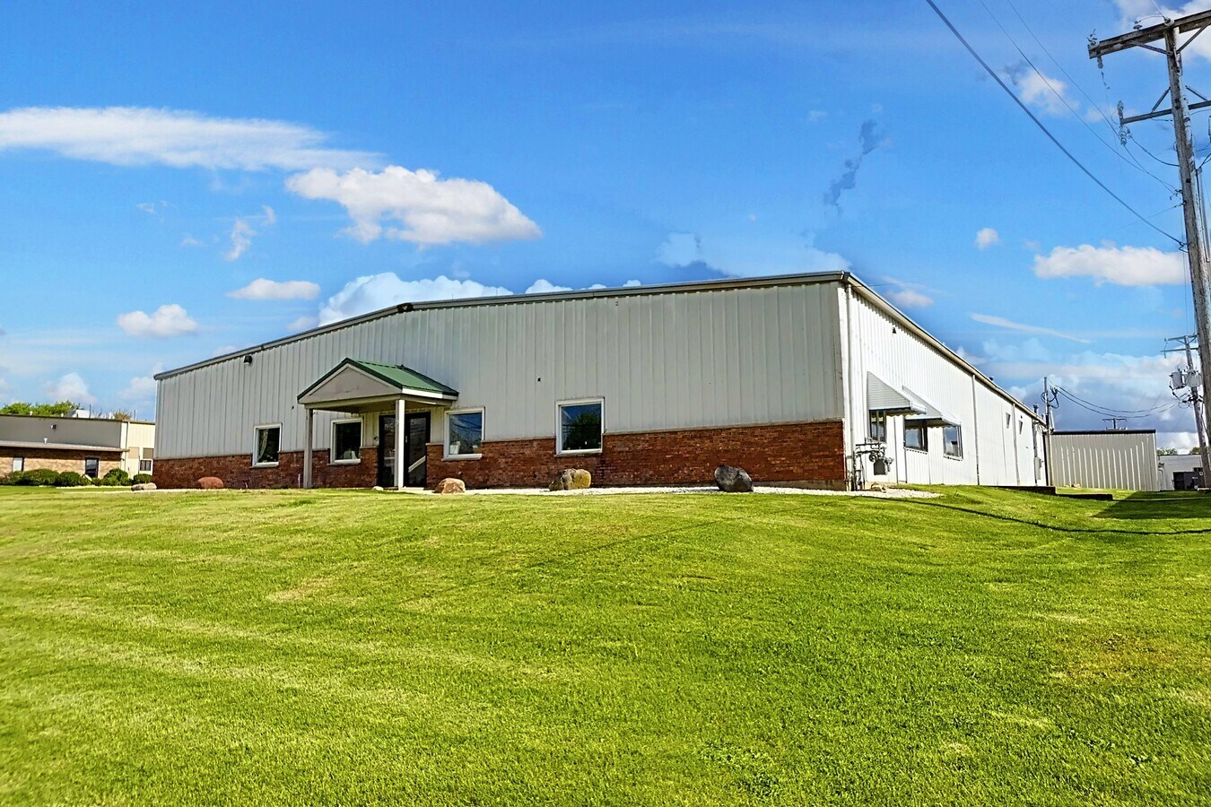 1270 McConnell Rd, Woodstock, IL 60098 Industrial for Sale