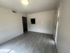 860 W Southern Ave, Mesa, AZ for lease Interior Photo- Image 2 of 7