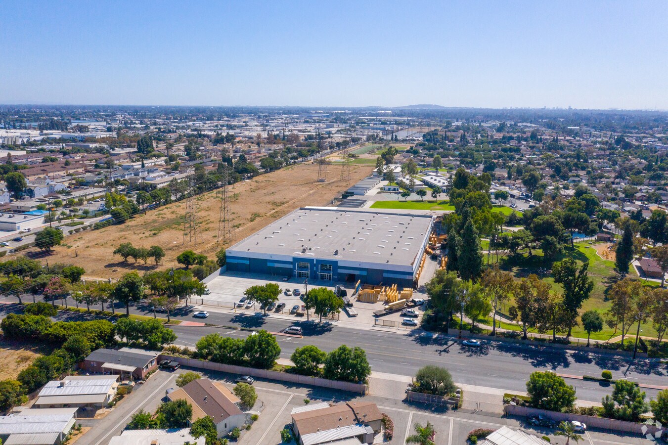 7110 Rosecrans Ave, Paramount, CA, 90723 Industrial Space For Lease