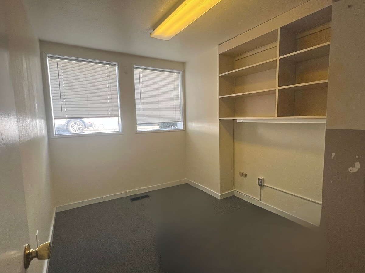 93 West St, Danbury, CT 06810 - Unit 3 - - Interior Photo - Image 1 of 5