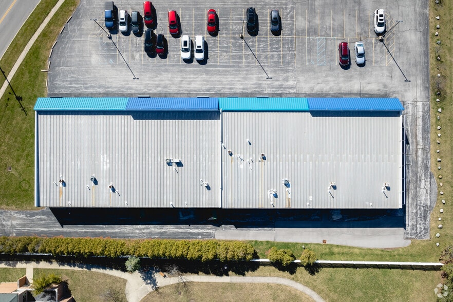 1100 Croy Dr, Findlay, OH for sale - Building Photo - Image 2 of 2