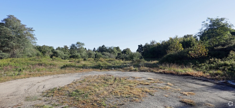 103 County Road 39A, Southampton, NY for sale - Building Photo - Image 2 of 16