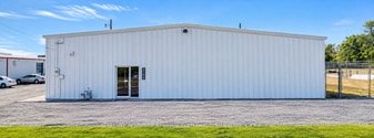 1700 Baker Rd, Sherman TX - Warehouse