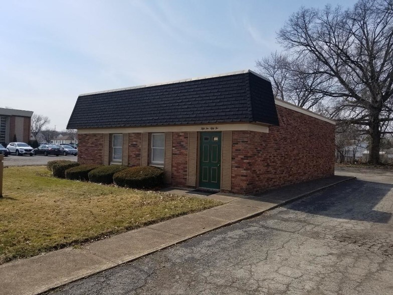 5252 Broadview Rd, Parma, OH 44134