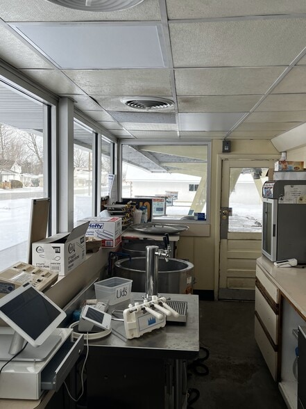 421 W River St, Antwerp, OH for sale - Building Photo - Image 2 of 11