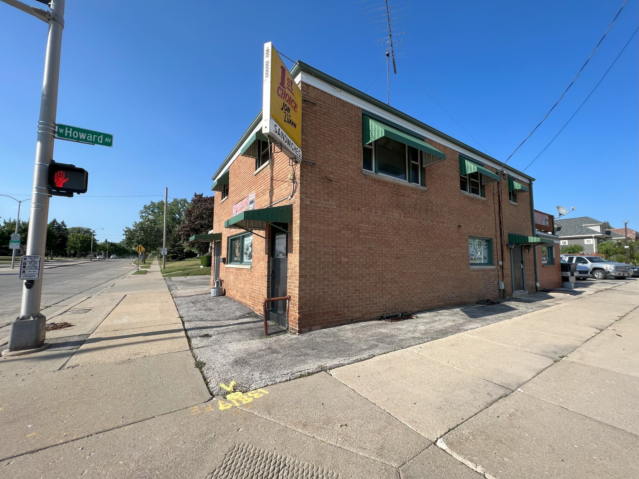 3872 S 92nd St, Milwaukee, WI for sale Primary Photo- Image 1 of 1