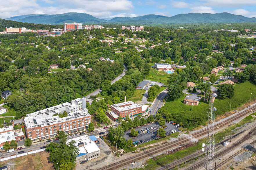 408 Depot St, Asheville, NC for sale - Aerial - Image 3 of 16