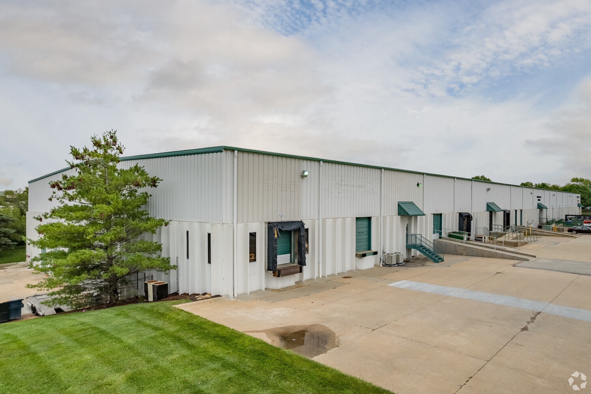 14912-14936 W 101st Ter, Lenexa, KS for sale Building Photo- Image 1 of 1