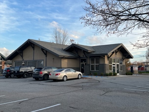 755 E Holland Ave, Spokane, WA for lease - Building Photo - Image 1 of 2