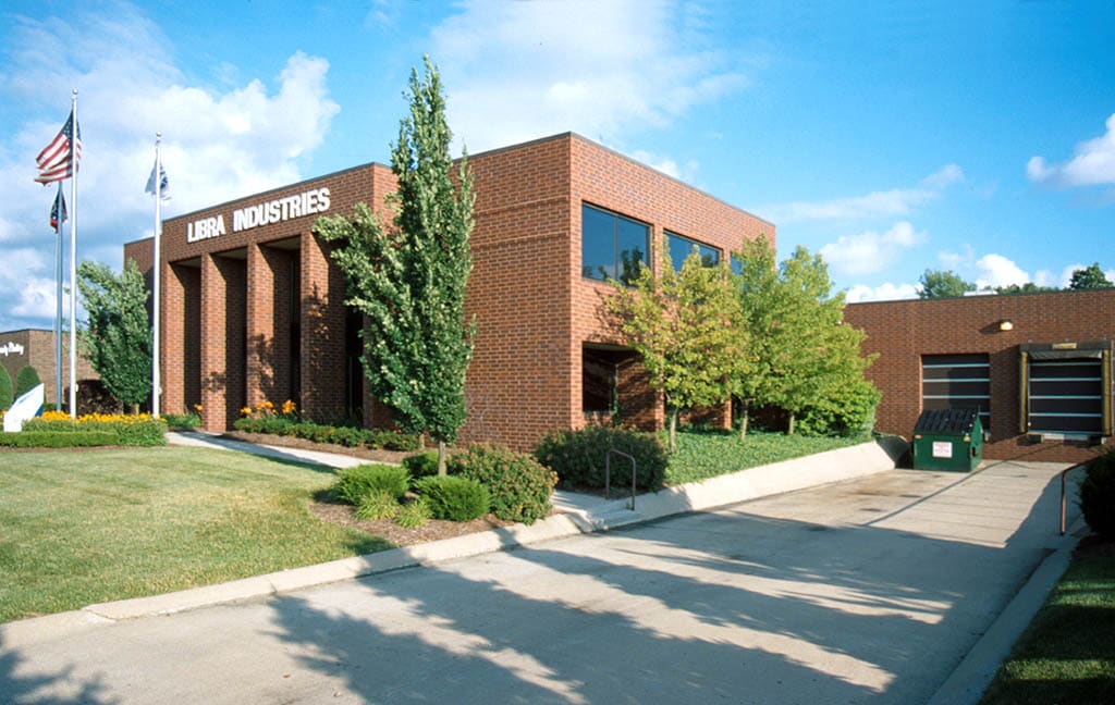 7770 Division Dr, Mentor, OH for sale Primary Photo- Image 1 of 21