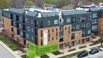 Edge 35 - Storefront Property