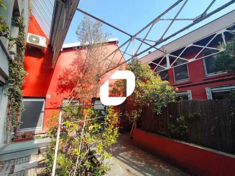 Office in Montreuil for sale - Building Photo - Image 2 of 10