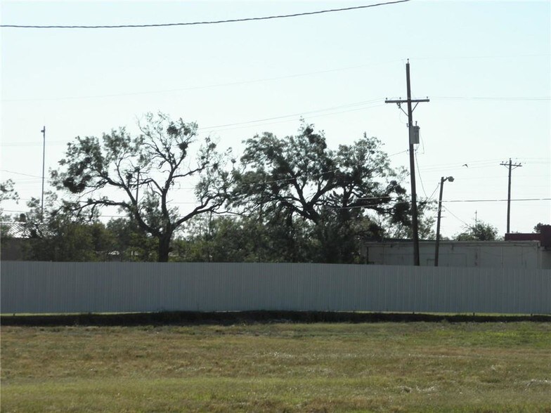 122 S Access Rd, Tye, TX for sale - Other - Image 1 of 1