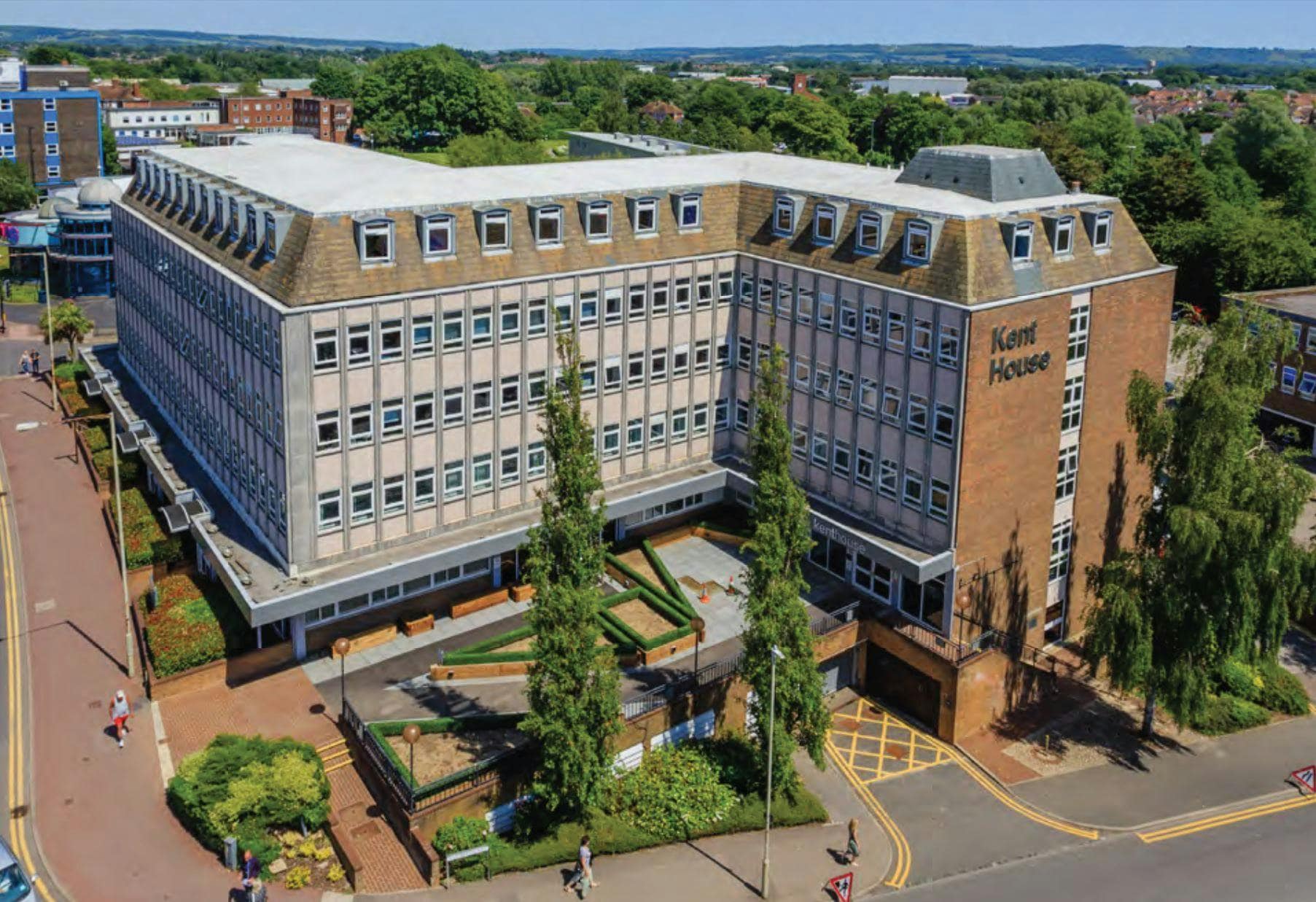 81 Station Rd, Ashford for lease Building Photo- Image 1 of 3