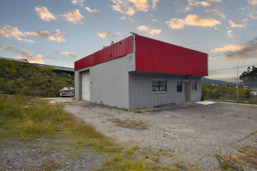 2310 Dodds Ave, Chattanooga, TN for lease - Building Photo - Image 1 of 11