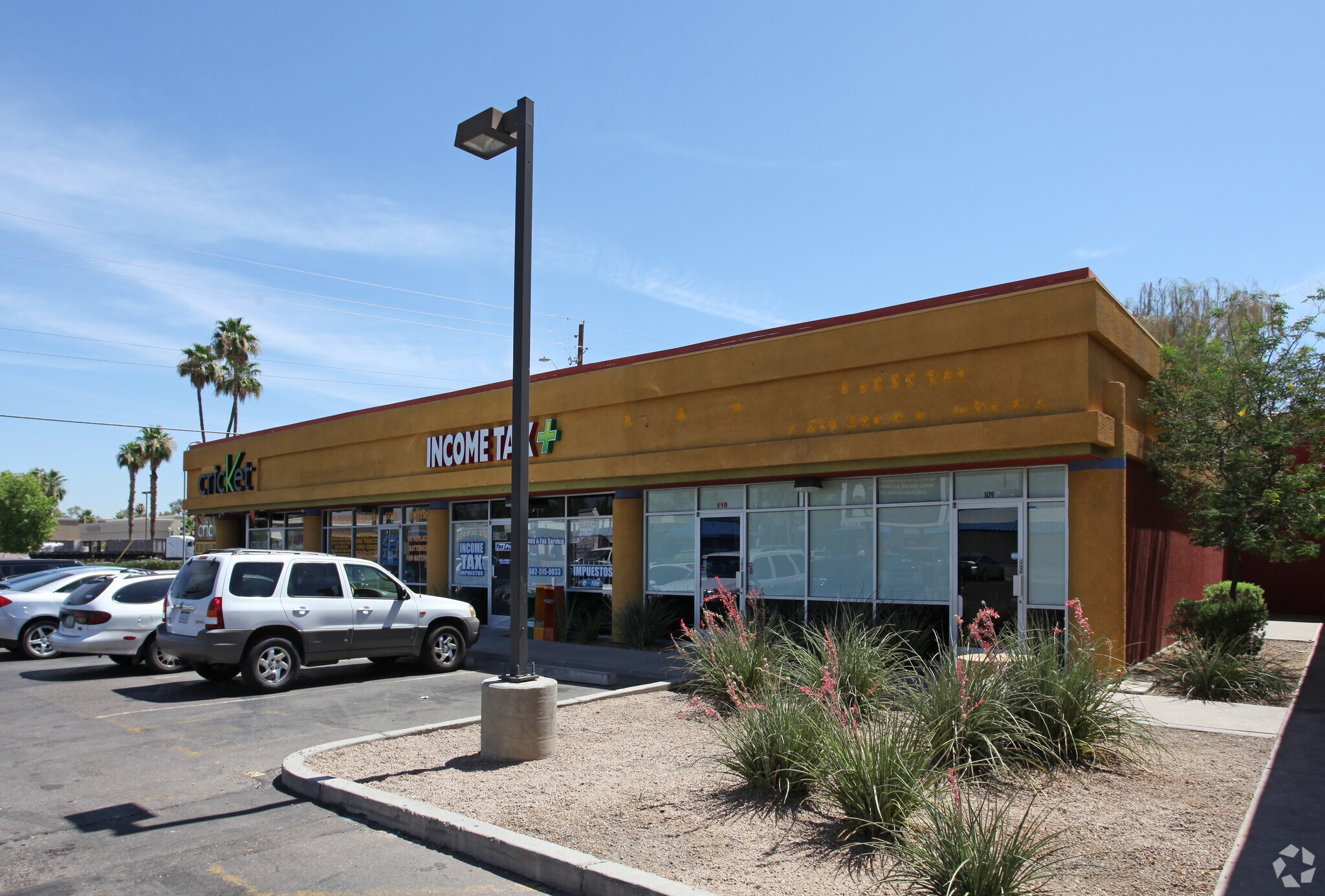 4337 W Indian School Rd, Phoenix, AZ 85031