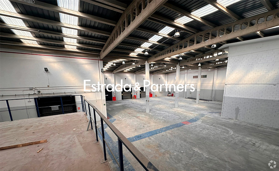 Industrial in Coslada, Madrid for lease - Building Photo - Image 3 of 7