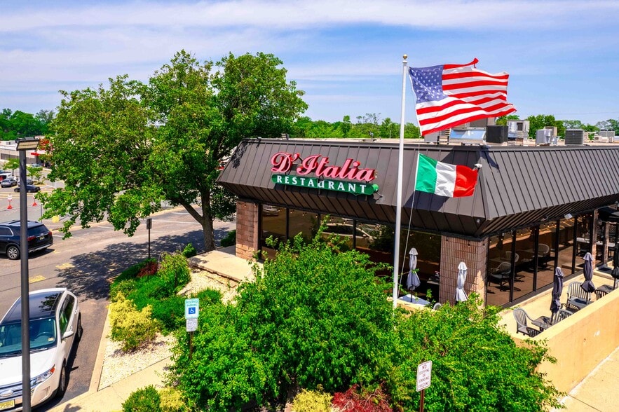 1500 Saint Georges Ave, Avenel, NJ for sale - Building Photo - Image 2 of 9