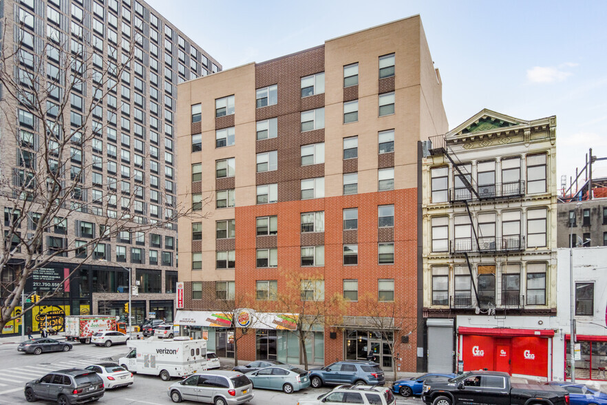 200 E 125th St, New York, NY for sale - Primary Photo - Image 1 of 1