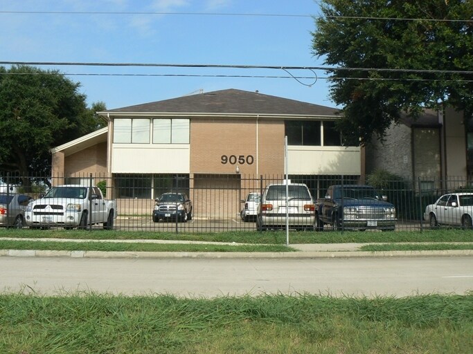 9050 Cook Rd, Houston, TX for sale Primary Photo- Image 1 of 1