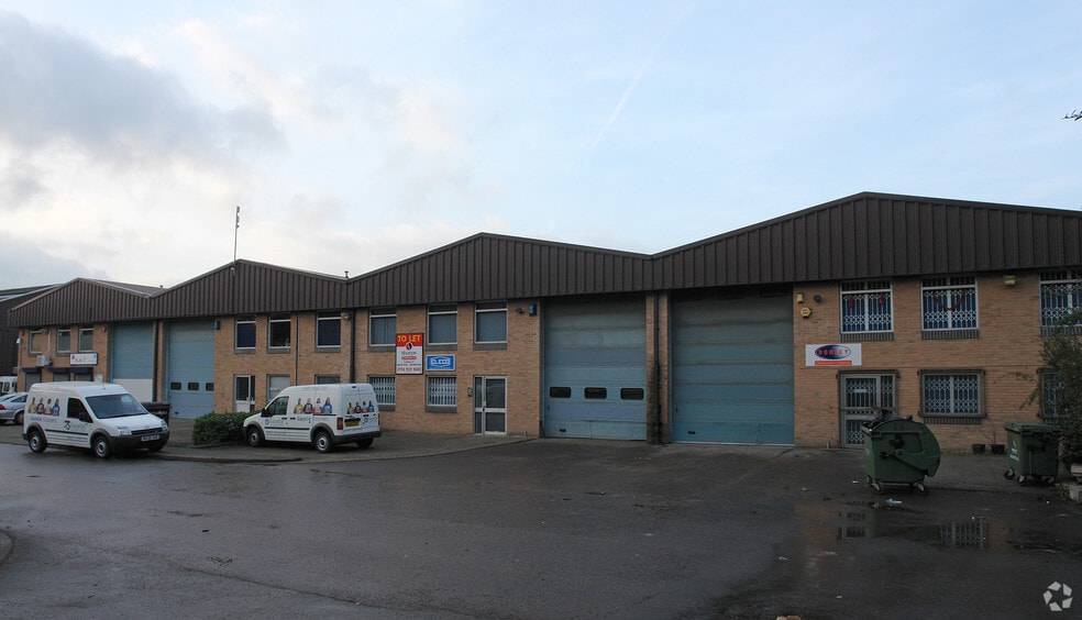 Britten Rd, Reading for lease - Building Photo - Image 2 of 3