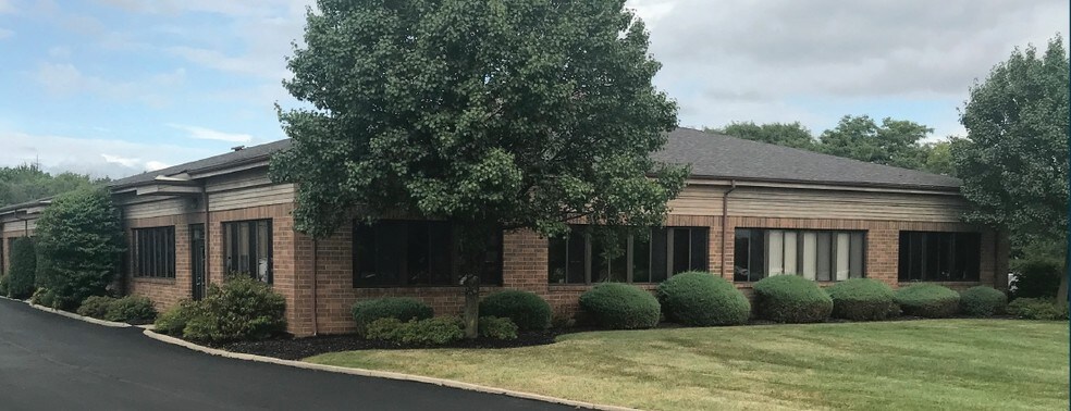 5900-5910 Harper Rd, Solon, OH for sale - Primary Photo - Image 1 of 1