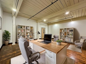 441 E Market St, York, PA for lease Interior Photo- Image 1 of 1