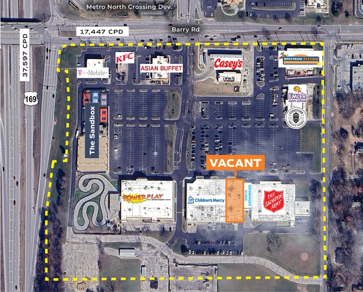 501 NW Barry Rd, Kansas City, MO for lease - Building Photo - Image 2 of 7