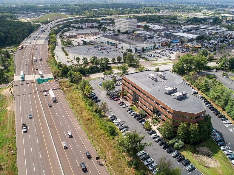 2250 Hickory Rd, Plymouth Meeting, PA for lease - Aerial - Image 2 of 12