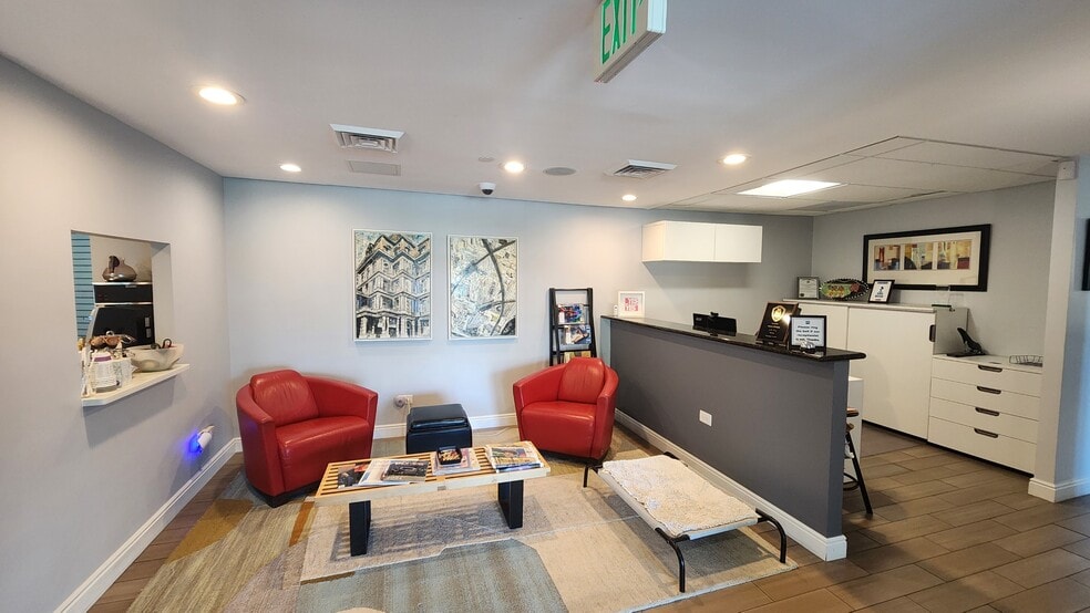 1350 Lawrence St, Denver, CO for sale - Interior Photo - Image 3 of 8