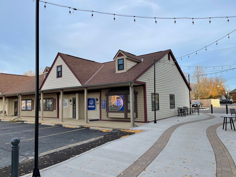 204-240 W Main St, Plain City, OH for sale - Building Photo - Image 1 of 1