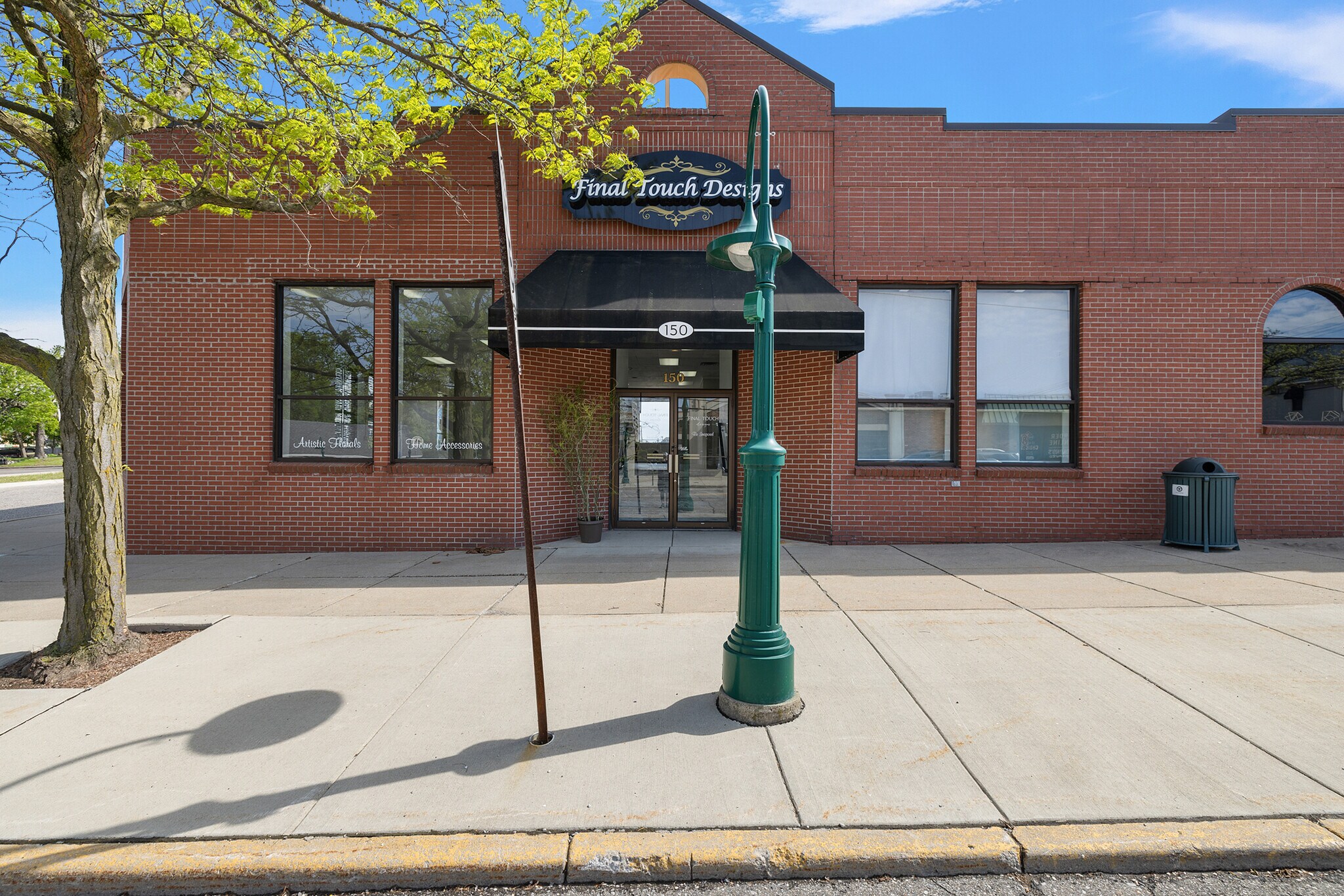 130-150 E University Dr, Rochester, MI for lease Interior Photo- Image 1 of 36