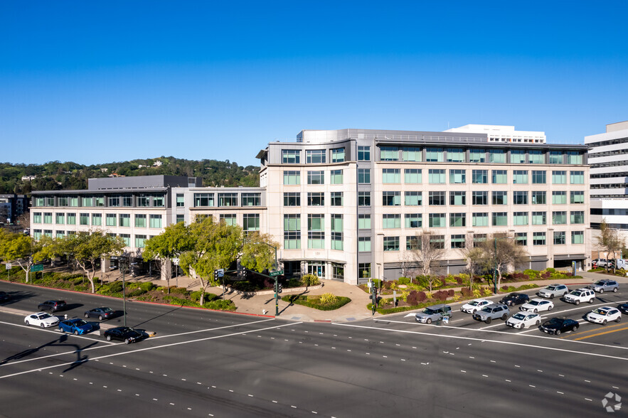 2001 N Main St, Walnut Creek, CA for lease - Building Photo - Image 1 of 5