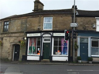 More details for 104 Buxton Rd, Whaley Bridge - Retail for Sale