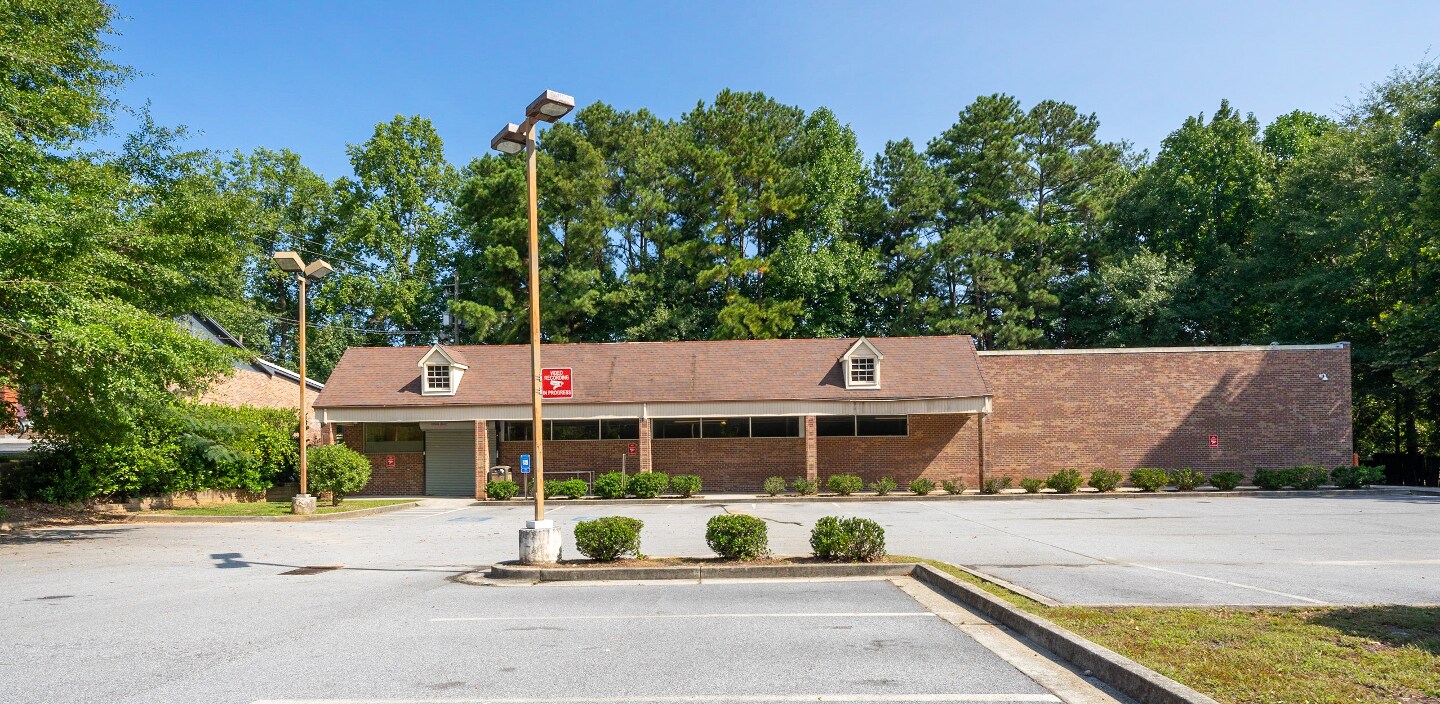 4621 N Shallowford Rd, Atlanta, GA 30338