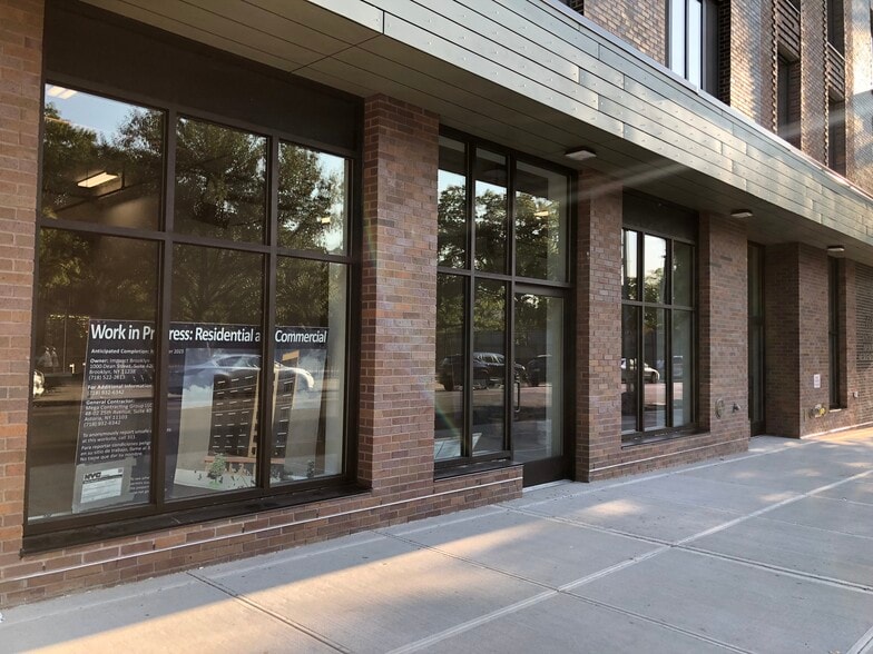 778 Myrtle Ave, Brooklyn, NY for lease - Primary Photo - Image 1 of 4
